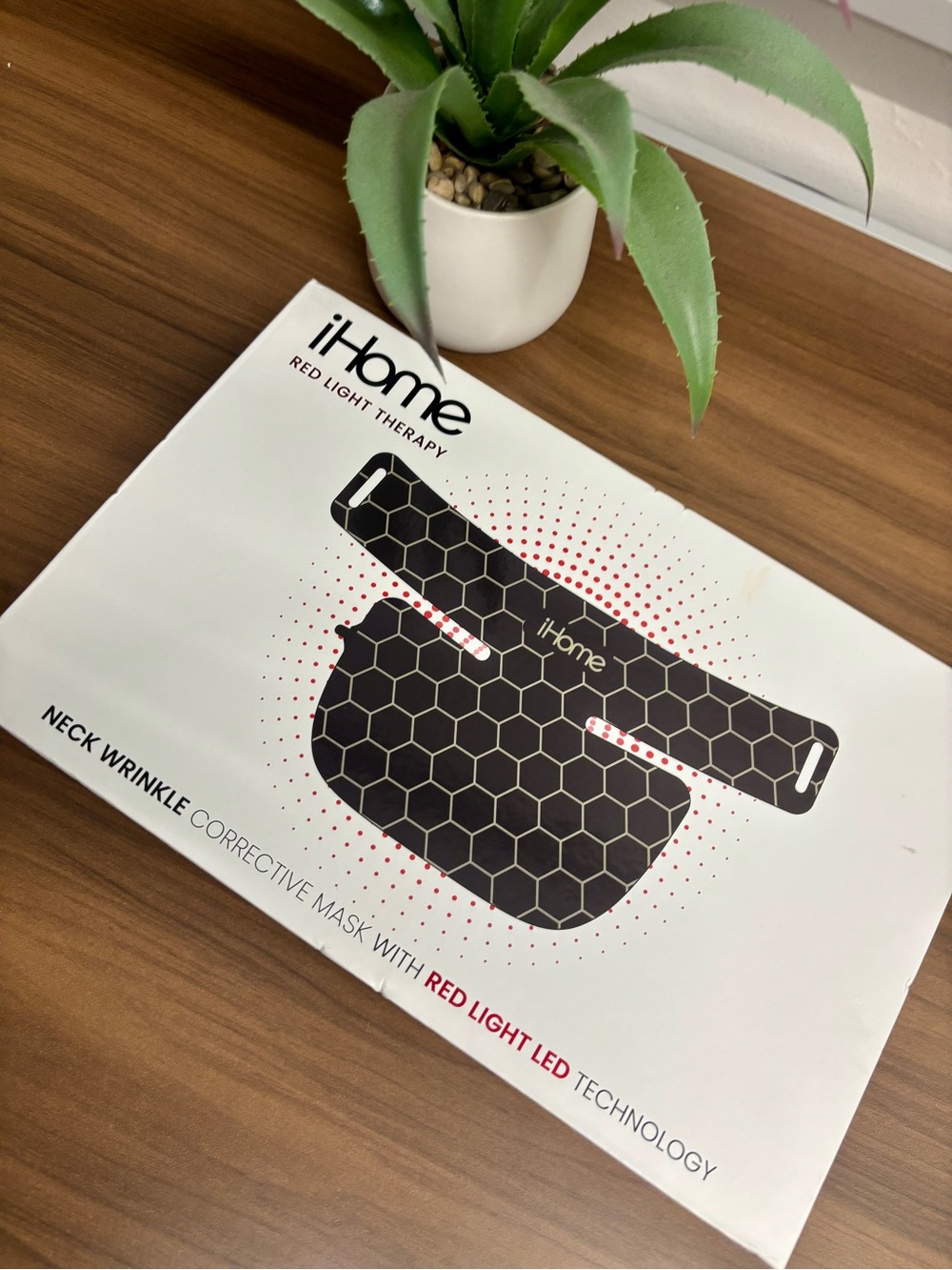 iHome Neck Wrinkle Corrective Mask Red Light LED Technology Brand New in Box